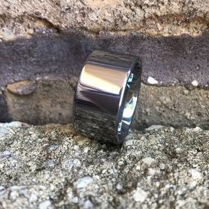 Men's tungsten carbide ring size 9 1/4